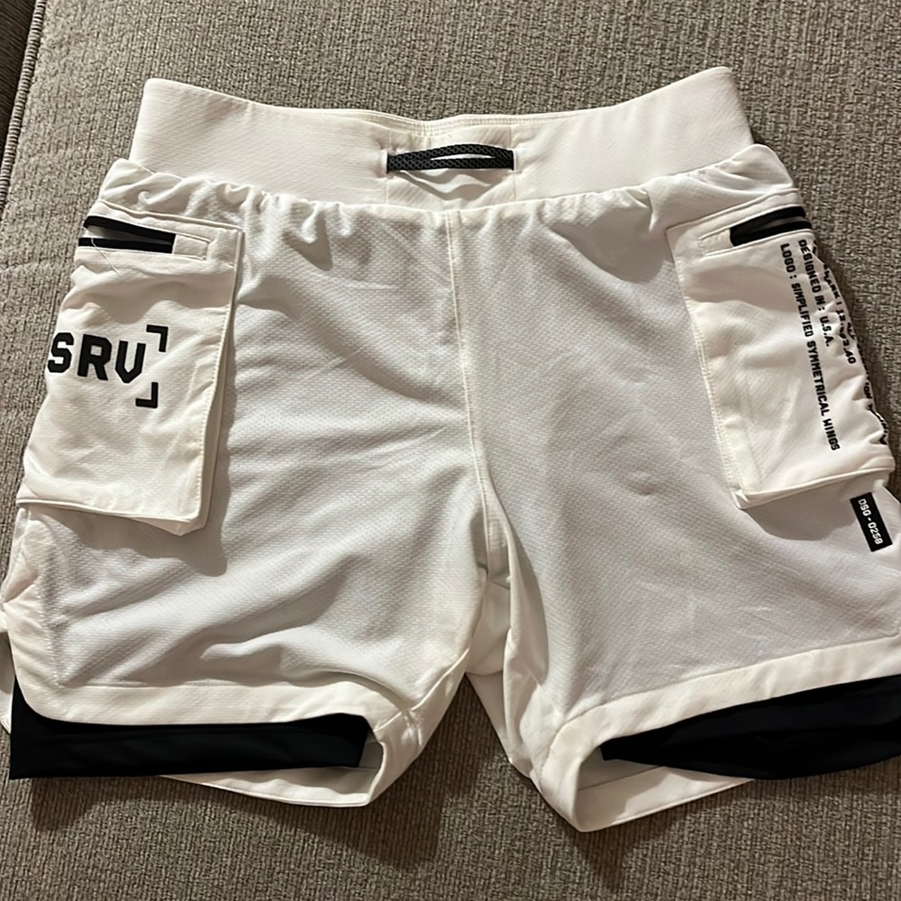 ASRV Cargo-Style shorts - Size Small - White - 5”
